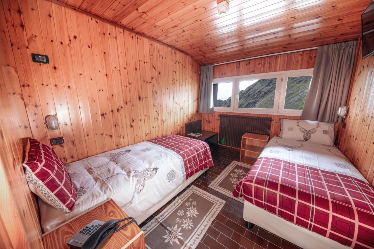 Albergo Quarto Pirovano Passo Stelvio Luaran gambar