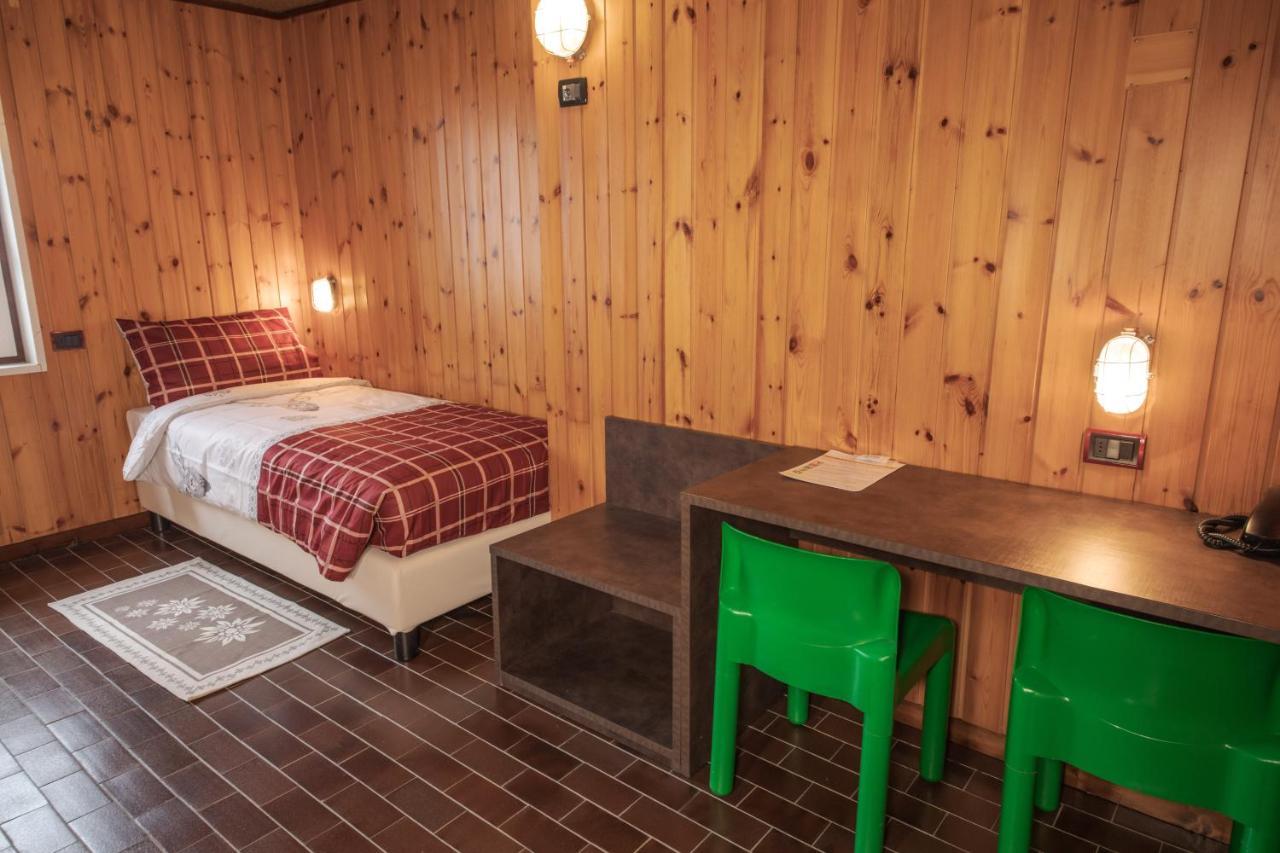 Albergo Quarto Pirovano Passo Stelvio Luaran gambar