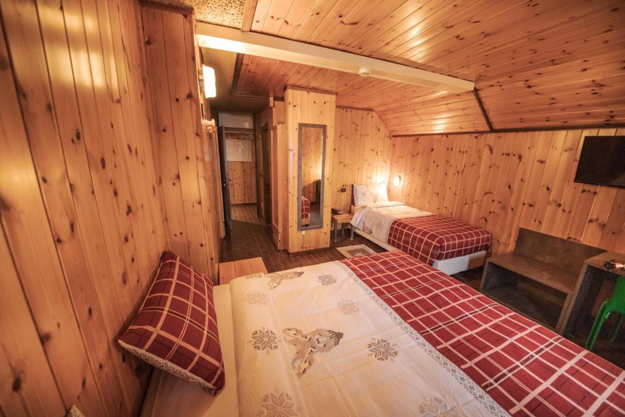 Albergo Quarto Pirovano Passo Stelvio Luaran gambar