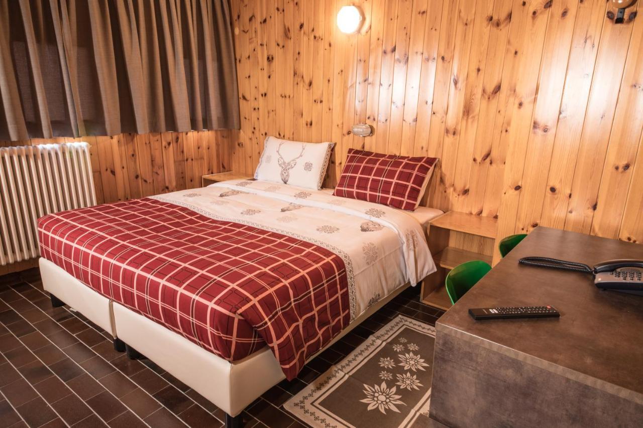 Albergo Quarto Pirovano Passo Stelvio Luaran gambar