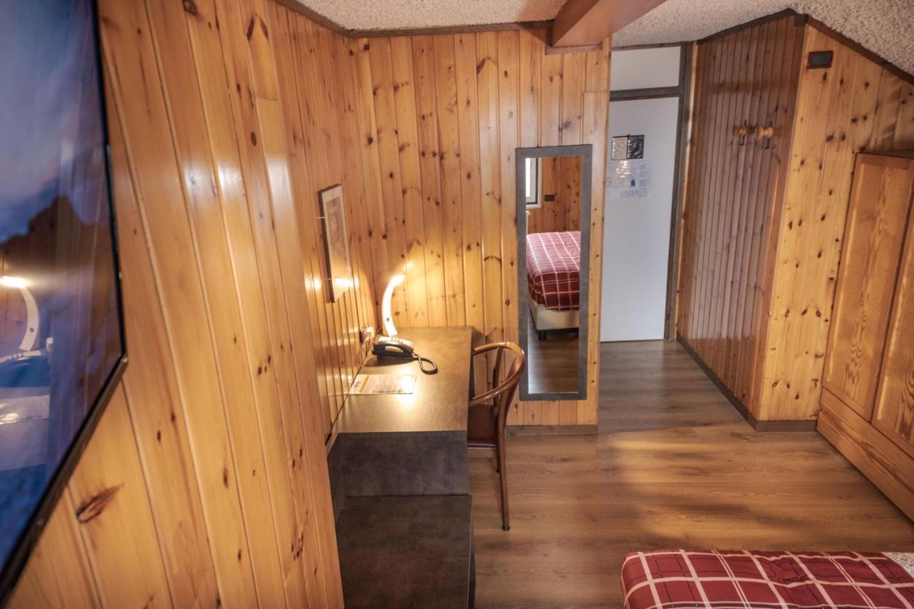 Albergo Quarto Pirovano Passo Stelvio Luaran gambar