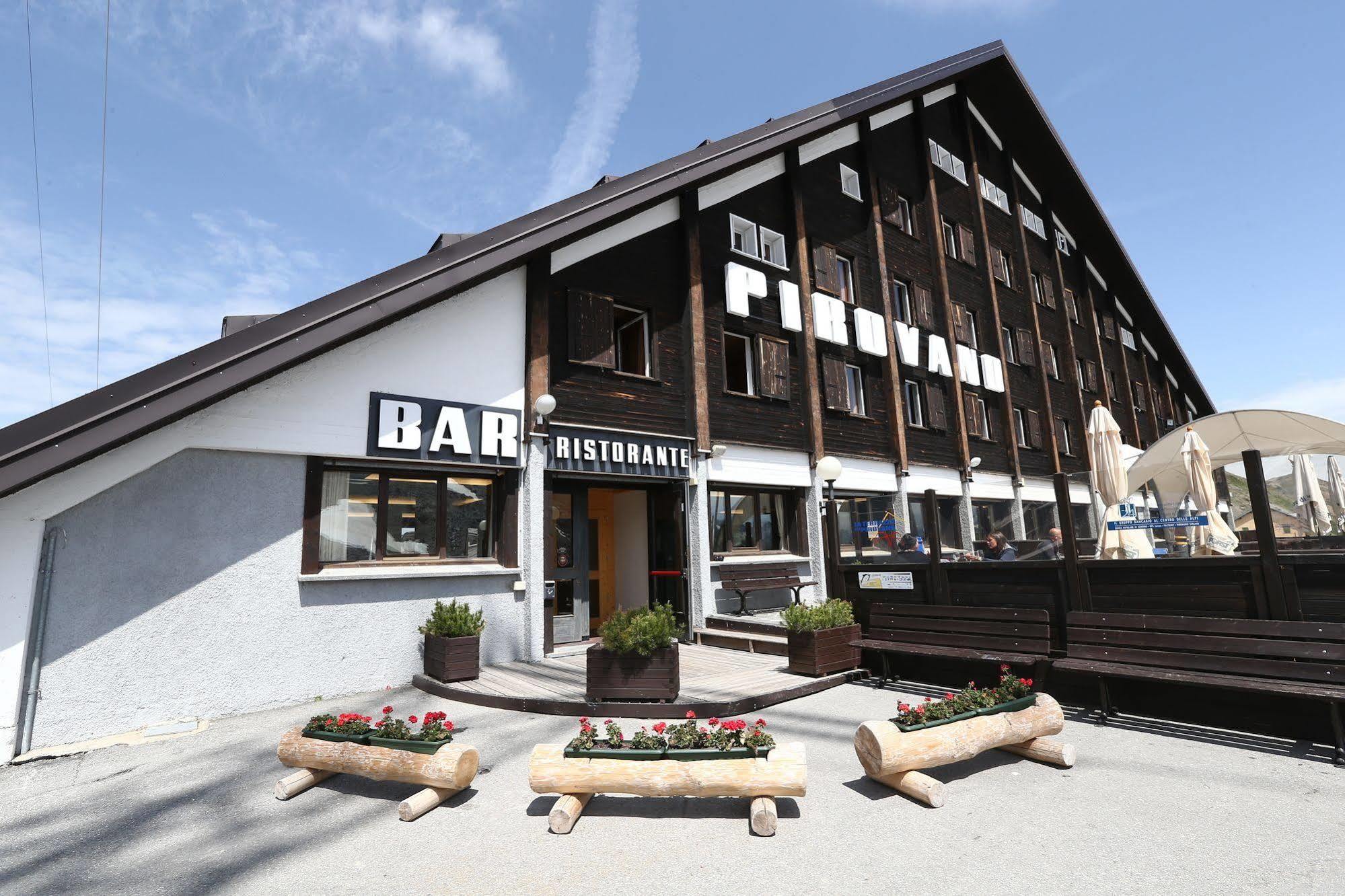 Albergo Quarto Pirovano Passo Stelvio Luaran gambar