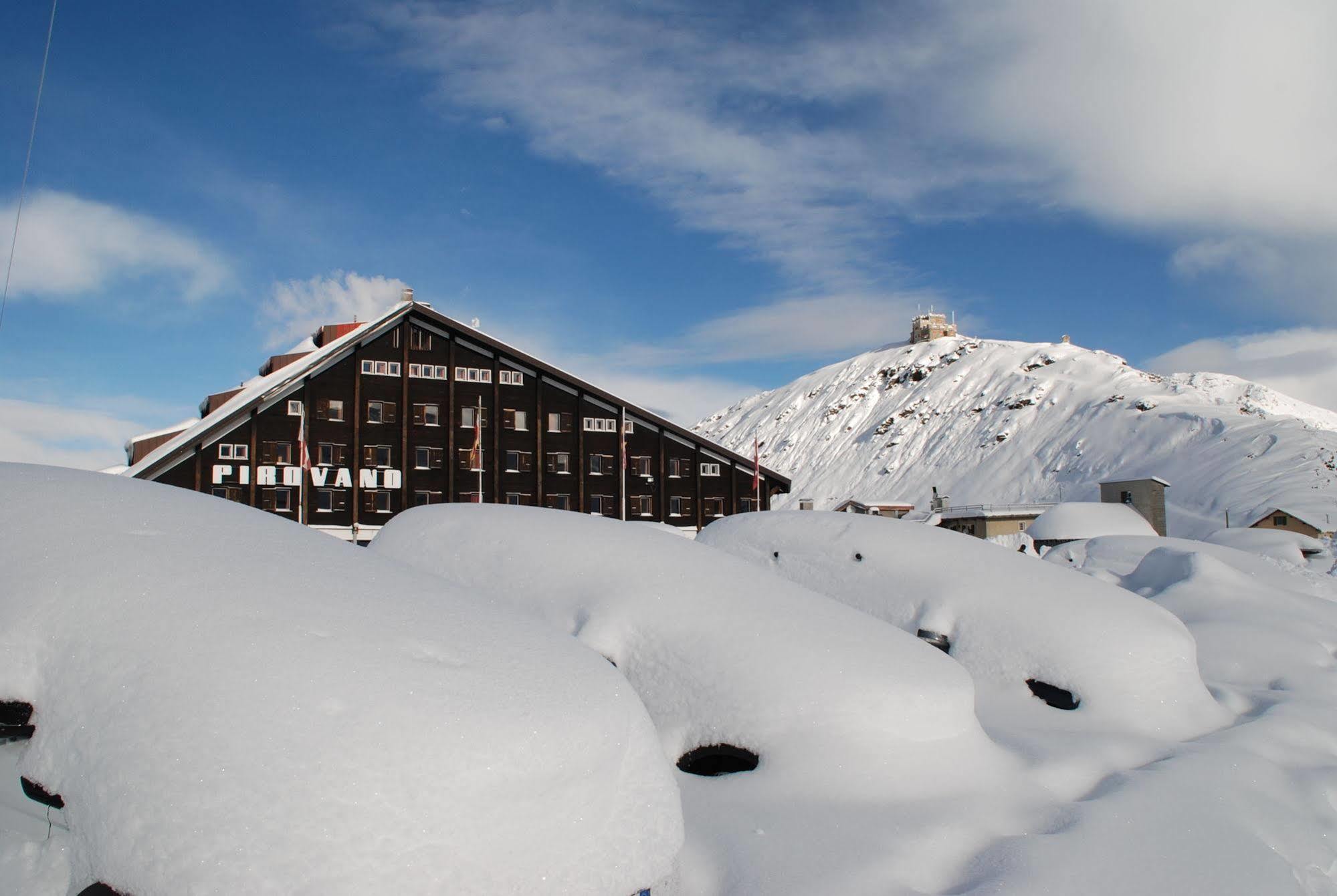 Albergo Quarto Pirovano Passo Stelvio Luaran gambar